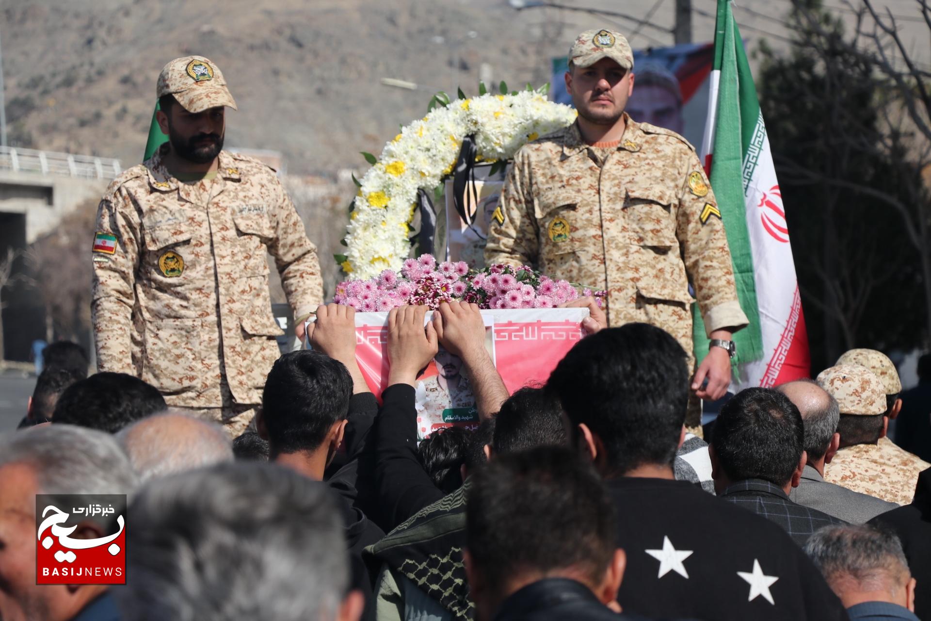 گزارش تصویری تشییع شهید والامقام،سرباز وطن ابوالفضل حبیبی شیخ احمد گزارش تصویری تشییع شهید والامقام،سرباز وطن ابوالفضل حبیبی شیخ احمد