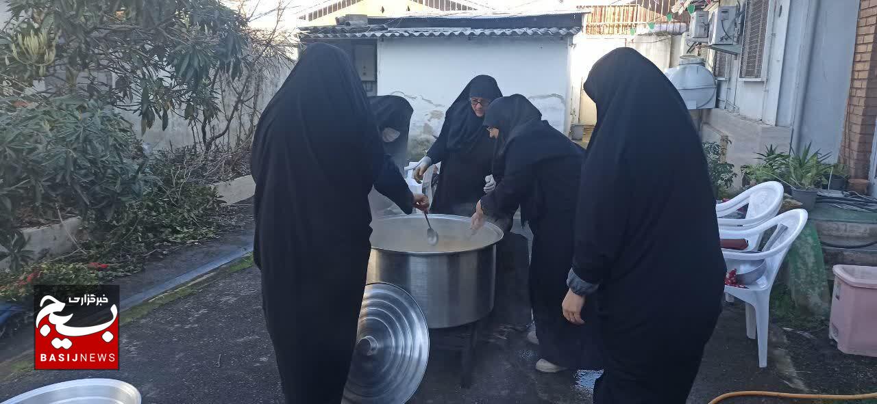 خدمت بانوان جهادی لاهیجان در پشت جبهه های نبرد حق و باطل خدمت بانوان جهادی لاهیجان در پشت جبهه های نبرد حق و باطل