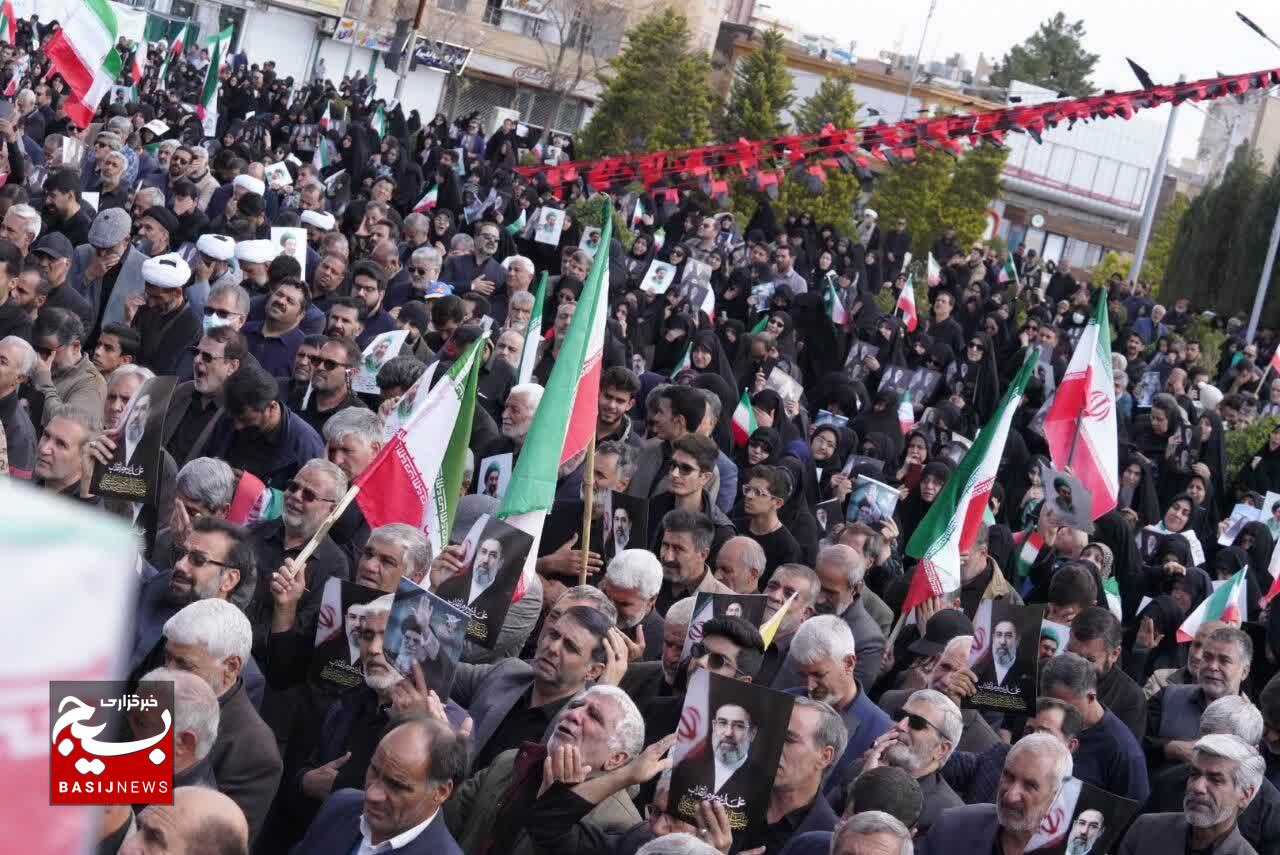 مراسم بیعت با رهبر معظم انقلاب آیت الله سید مجتبی خامنه‌ای در شهر کرمان