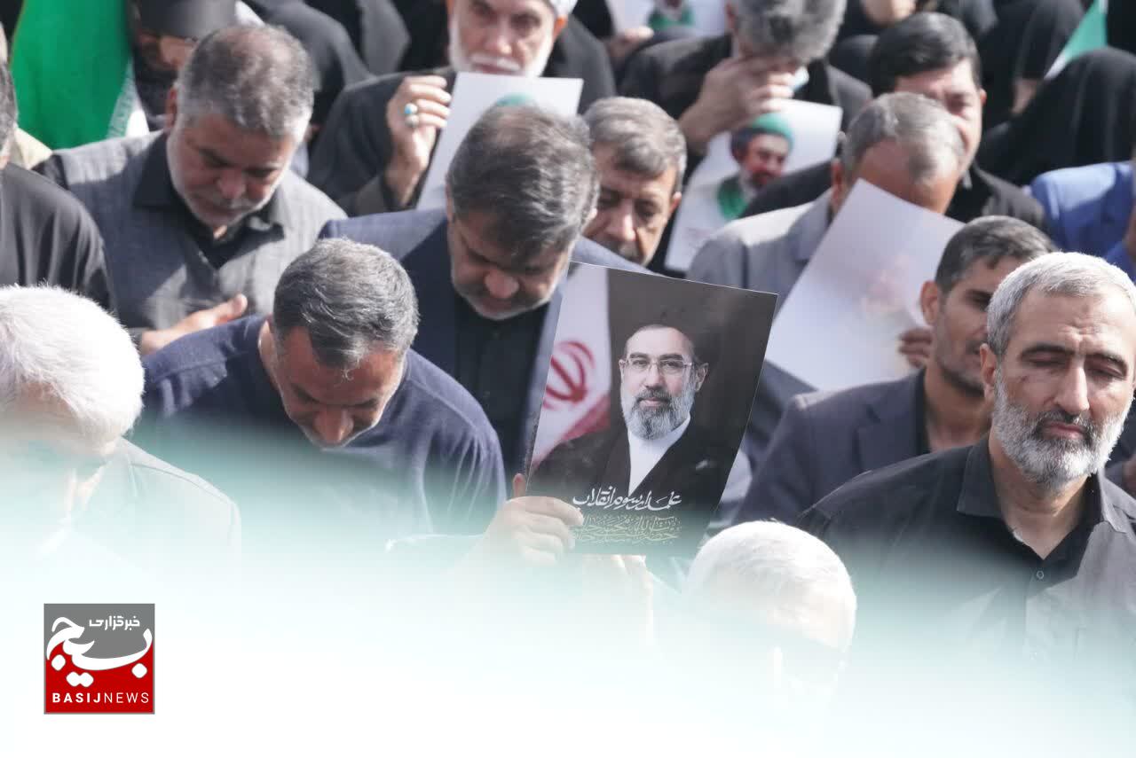 مراسم بیعت با رهبر معظم انقلاب آیت الله سید مجتبی خامنه‌ای در شهر کرمان