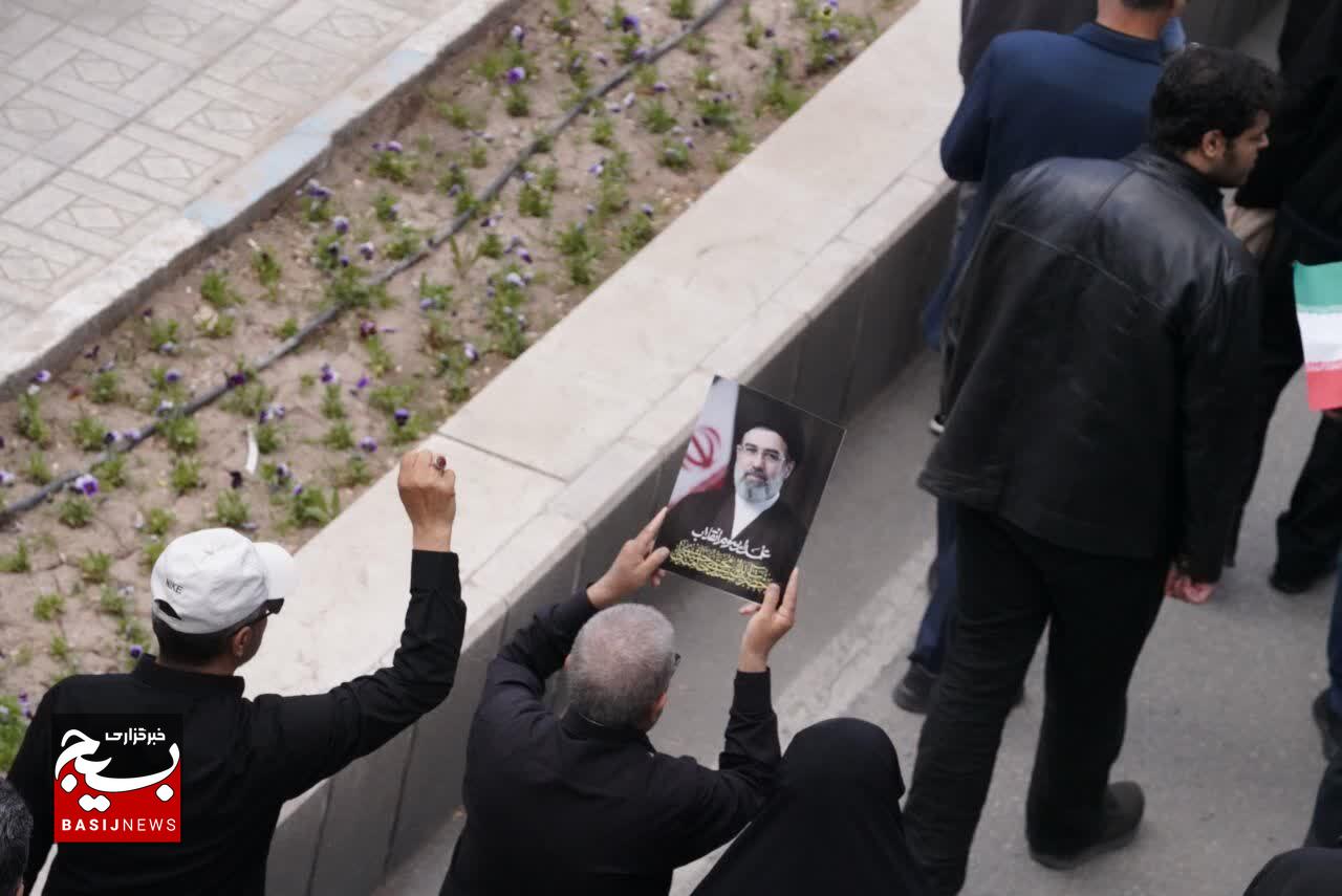 مراسم بیعت با رهبر معظم انقلاب آیت الله سید مجتبی خامنه‌ای در شهر کرمان
