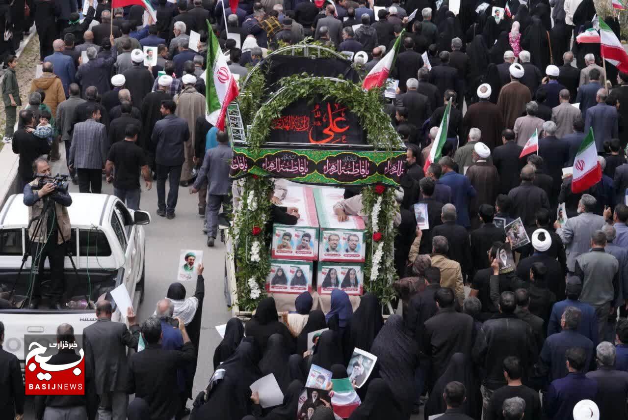 مراسم بیعت با رهبر معظم انقلاب آیت الله سید مجتبی خامنه‌ای در شهر کرمان