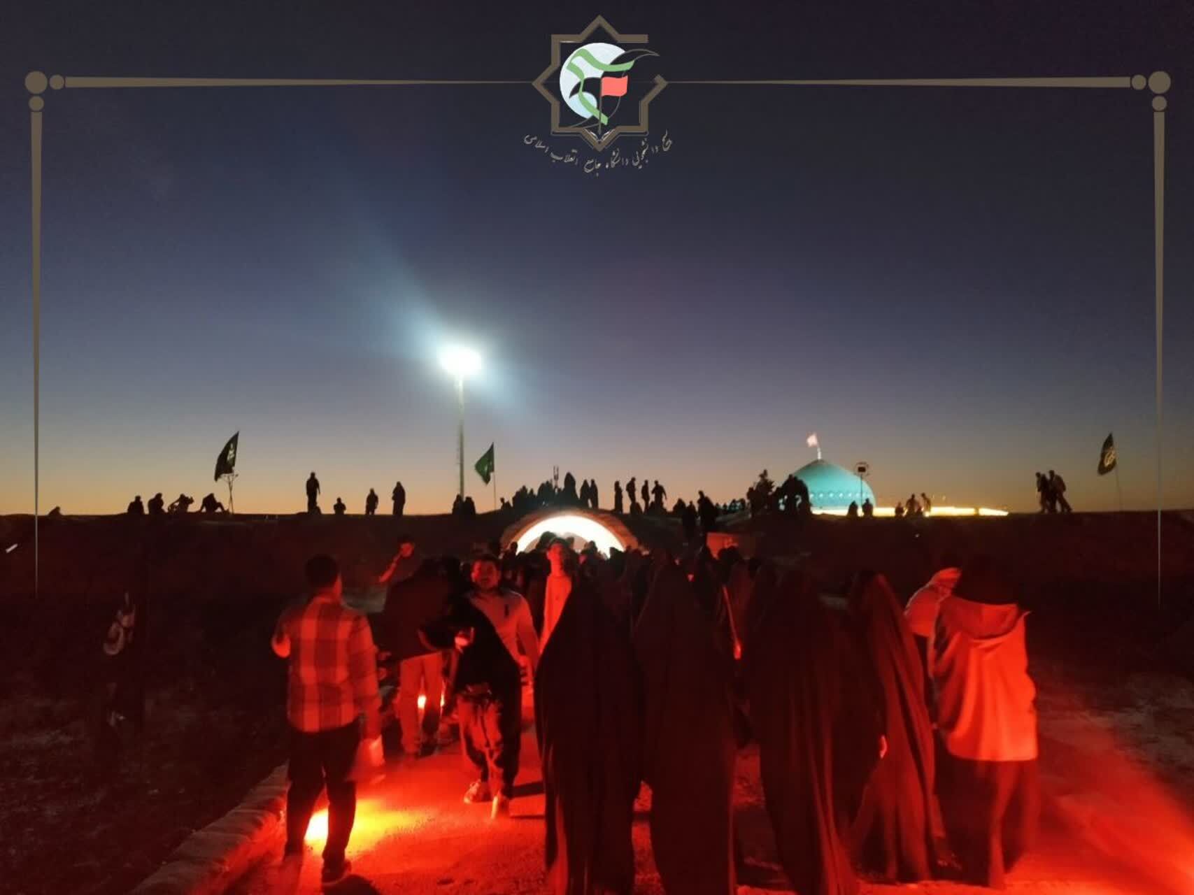 از راه رضوان تا جهاد علمی؛ بازخوانی الگوی دفاع مقدس در دانشگاه جامع انقلاب اسلامی از راه رضوان تا جهاد علمی؛ بازخوانی الگوی دفاع مقدس در دانشگاه جامع انقلاب اسلامی
