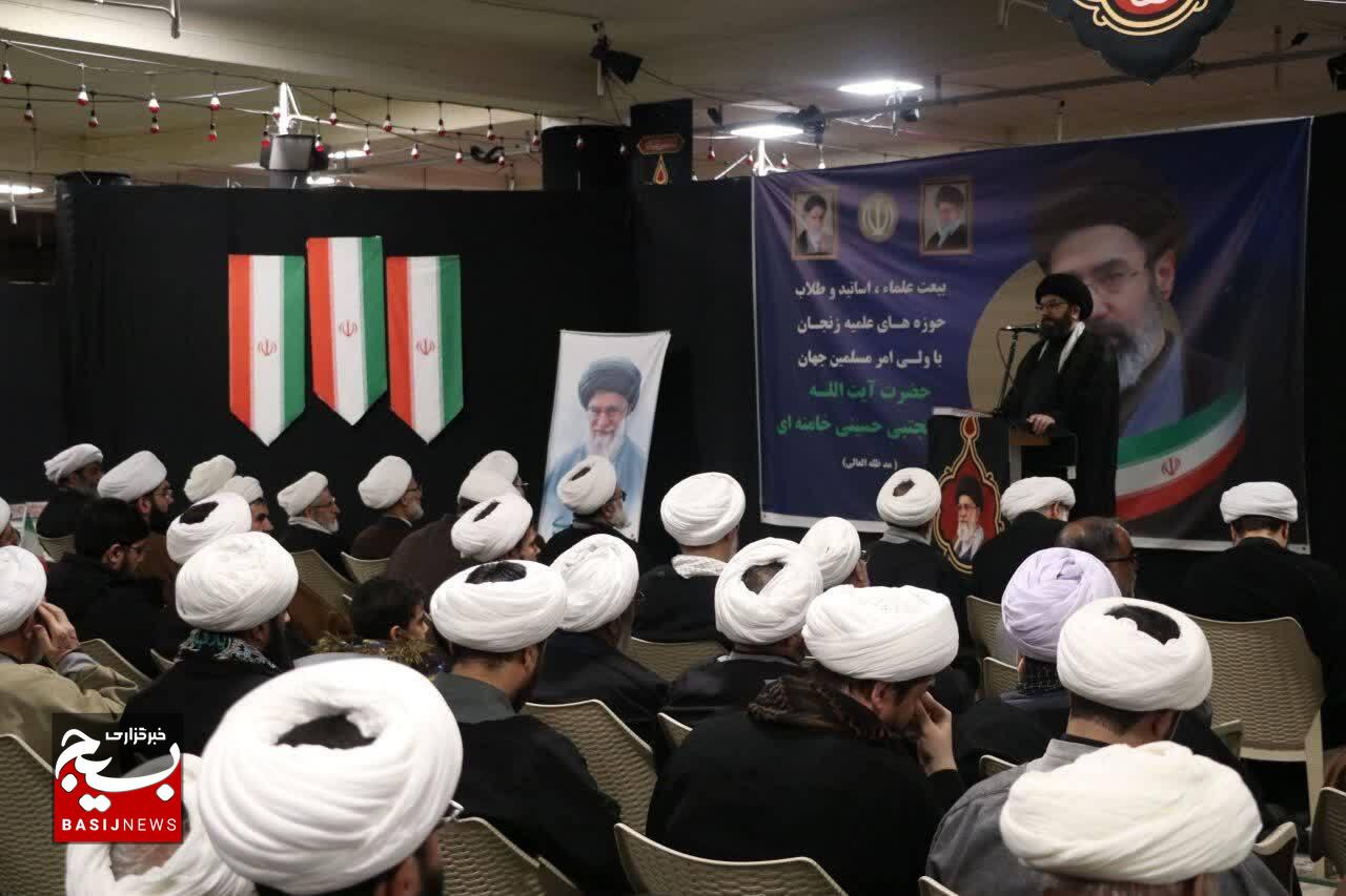 بیعت علما و روحانیون زنجان با سومین رهبر انقلاب اسلامی آیت الله سید مجتبی حسینی خامنه ای