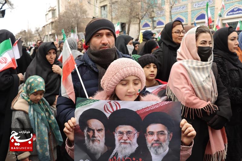 مردم اردبیل با وجود تهدید بمباران، حماسه‌ای ماندگار در روز قدس آفریدند