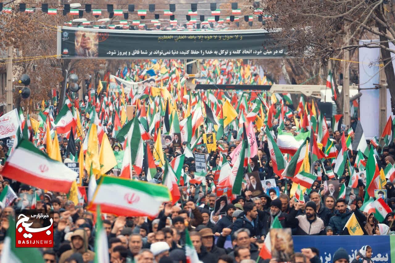راهپیمایی دشمن شکن و حماسی زنجانی‌ها در روز جهانی قدس