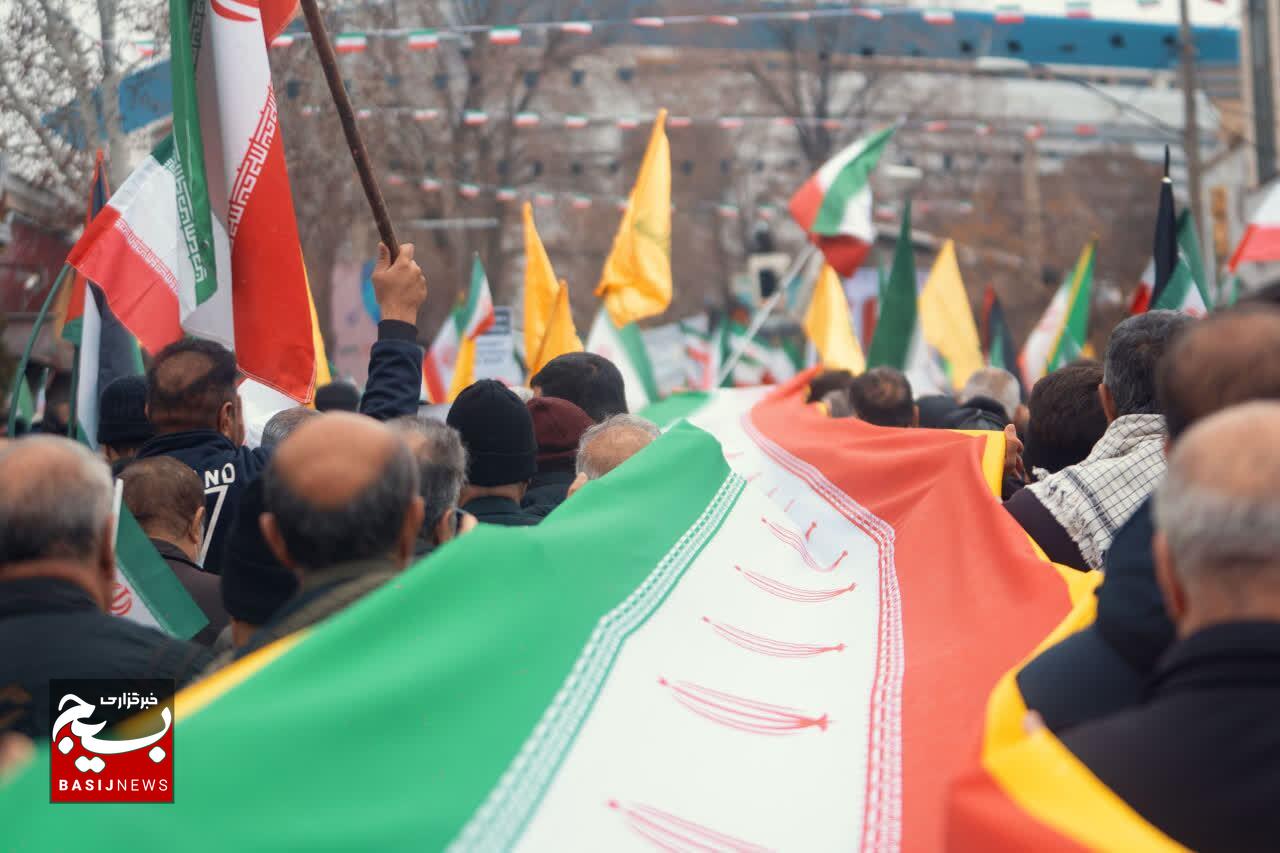 راهپیمایی دشمن شکن و حماسی زنجانی‌ها در روز جهانی قدس