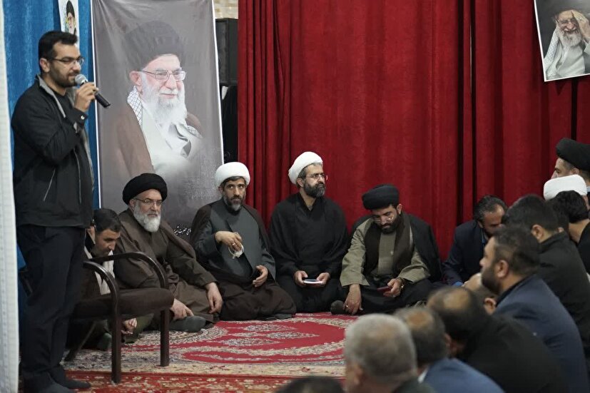 بیعت دانشگاهیان کهگیلویه و بویراحمد با رهبر جدید انقلاب