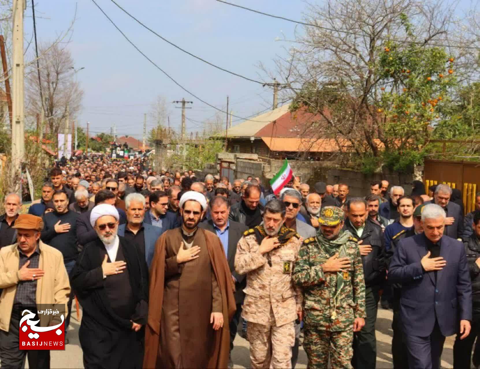 پیکر ۲ شهید جنگ رمضان در رودسر تشییع شد