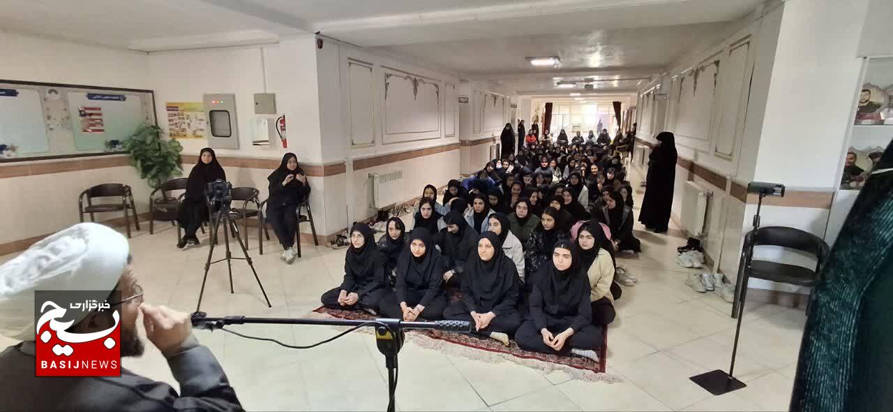 مدارس الگوی صالح زنجان میزبان برنامه‌های ماه رمضان/ استقبال پرشور دانش‌آموزان