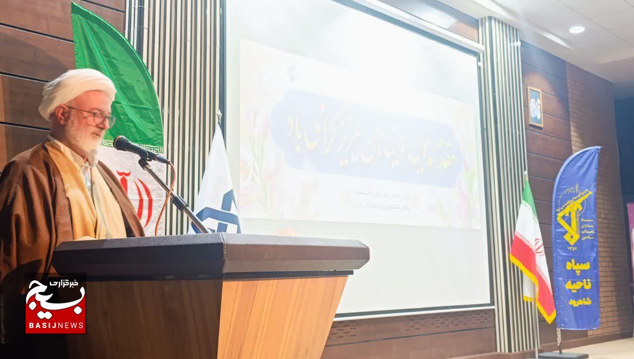 تأکید فرمانده سپاه ناحیه شاهرود بر مأموریت مهندسان برای دولت‌سازی