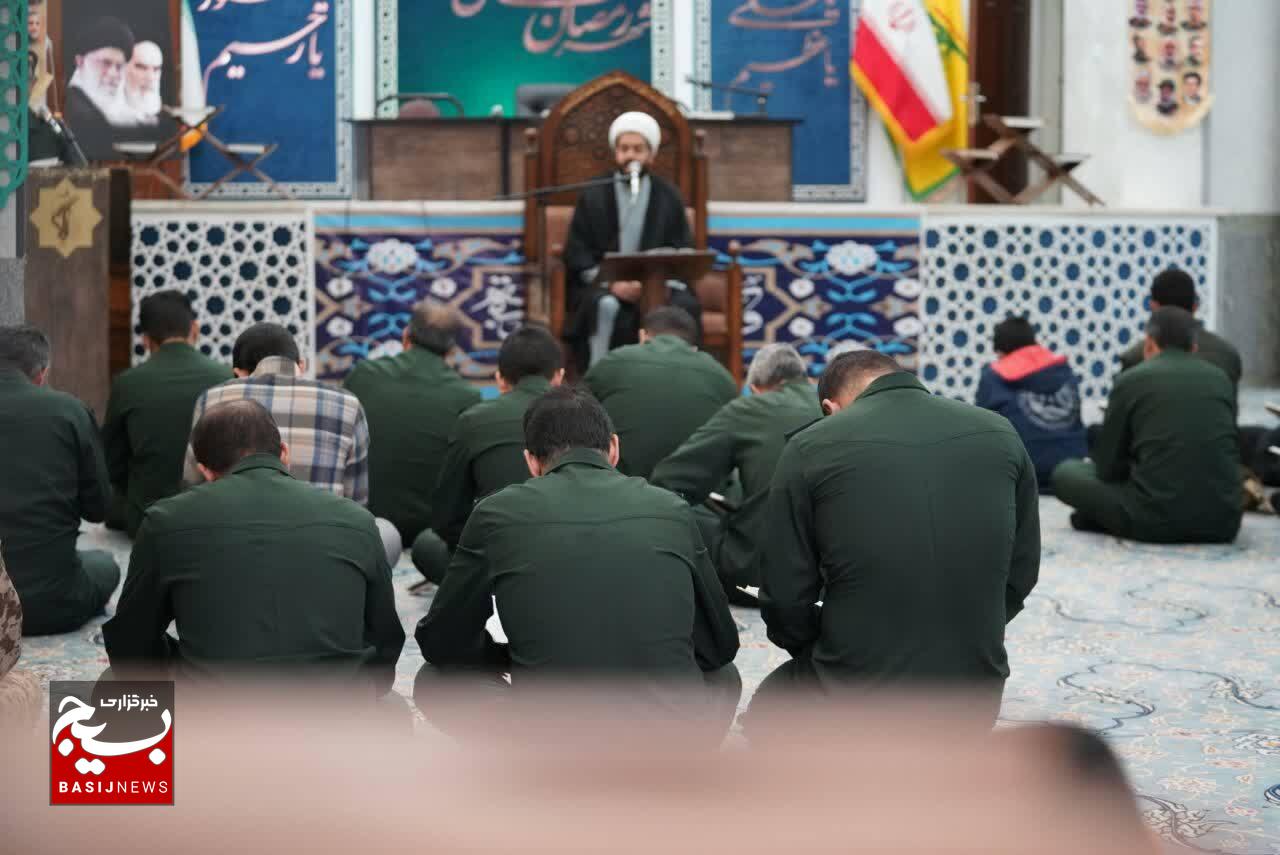 ماه خدا، رمضان بندگی / محفل انس با قرآن در سپاه ثارالله کرمان