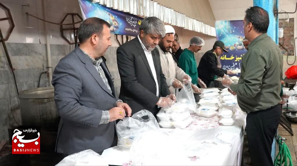 فعالیت ۱۵۰ آشپزخانه اطعام مهدوی در خراسان جنوبی