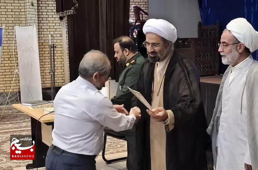 تجلیل از ۴۵ مربی عقیدتی سیاسی سپاه در شهرستان بروجرد