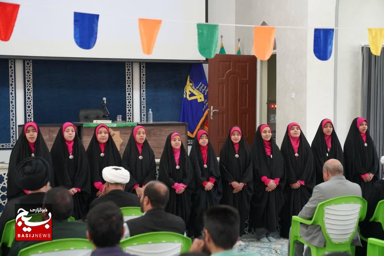 برگزاری نشست حکمت مطهر به مناسبت هفته عقیدتی سیاسی در سپاه