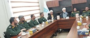 دیدار فرمانده ناحیه مقاومت بسیج سپاه کیش با ائمه جمعه کیش