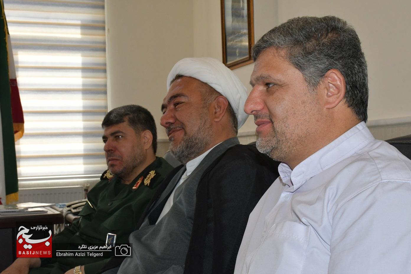 دیدار مسئول بسیج طلاب و روحانیون کشور با فرمانده سپاه فتح