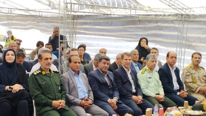 پنج کیلومتر از طرح چهاربانده کردن دهلران به اندیمشک بهرهبرداری شد پنج کیلومتر از طرح چهاربانده کردن دهلران به اندیمشک بهرهبرداری شد