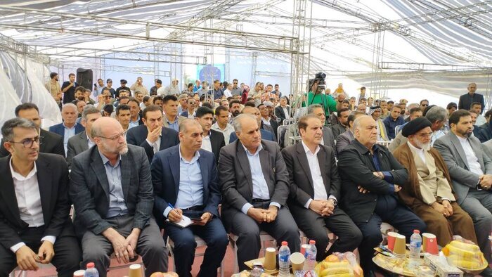 پنج کیلومتر از طرح چهاربانده کردن دهلران به اندیمشک بهرهبرداری شد پنج کیلومتر از طرح چهاربانده کردن دهلران به اندیمشک بهرهبرداری شد