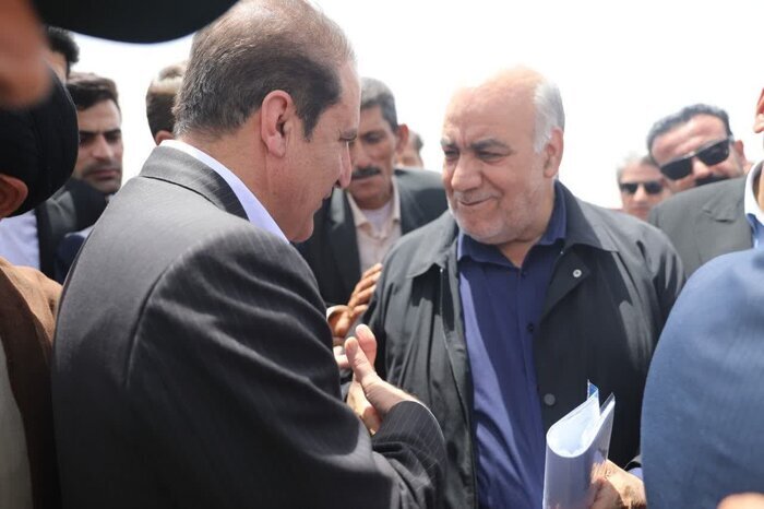 معاون وزیر راه: ایلام از مسیر کرمانشاه و خرمآباد به راه آهن متصل میشود معاون وزیر راه: ایلام از مسیر کرمانشاه و خرمآباد به راه آهن متصل میشود