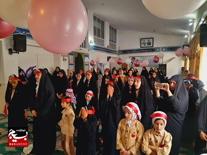 اجتماع دختران گردان یا رقیه بنت الحسین(ع) شهرستان الشتر به مناسبت ولادت حضرت معصومه(س)+عکس