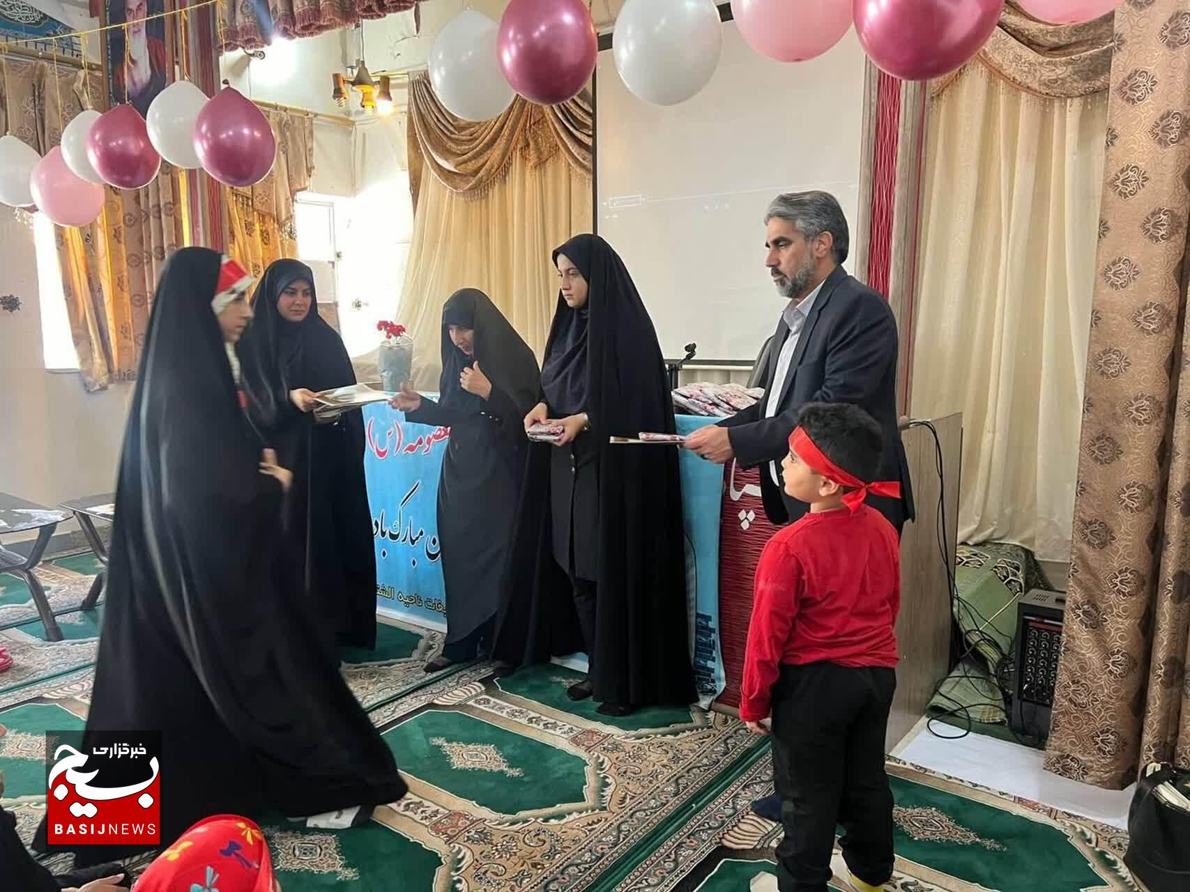 اجتماع دختران گردان یا رقیه بنت الحسین(ع) شهرستان الشتر به مناسبت ولادت حضرت معصومه(س)+عکس