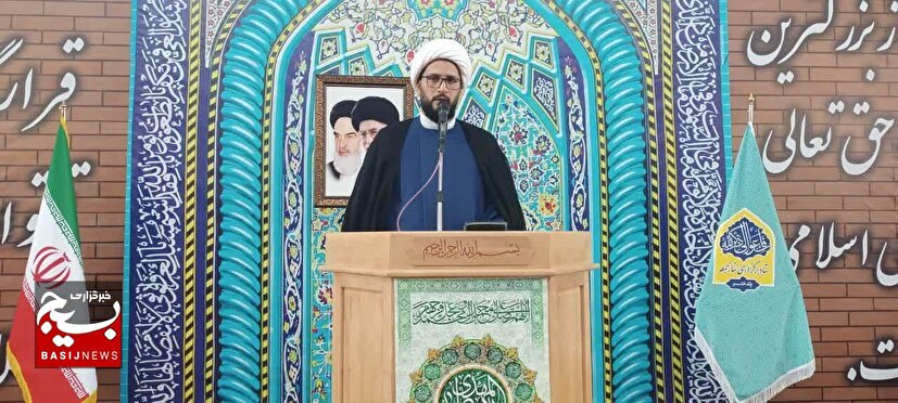 شهید مطهری سدمحکمی در برابر گروه‌های انحرافی بود