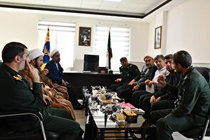 دیدار مسئول بسیج طلاب و روحانیون کشور با فرمانده سپاه فتح + (تصاویر)