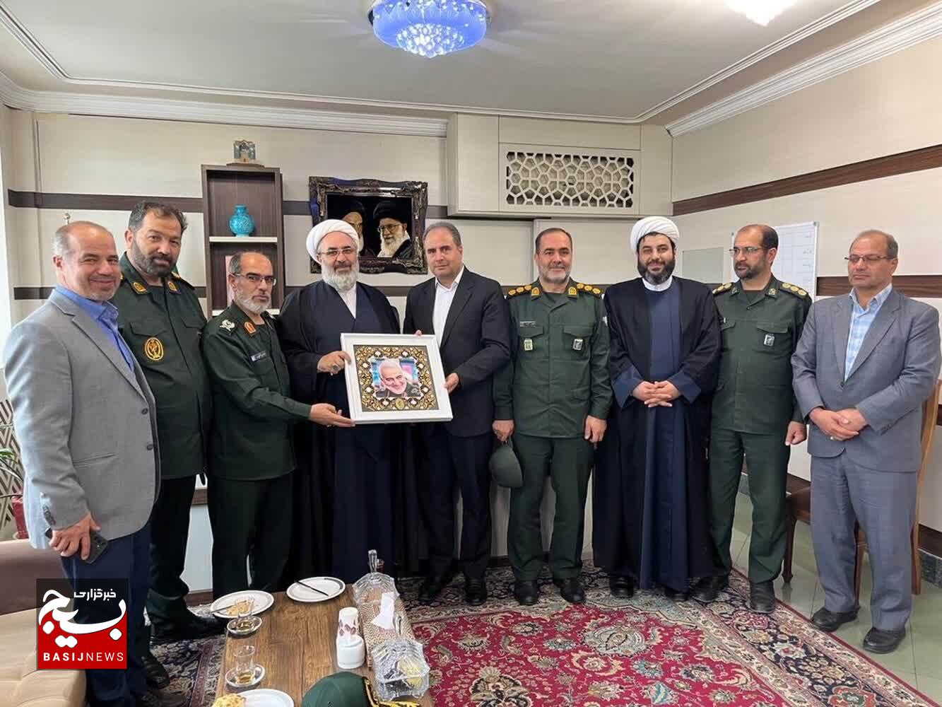 دیدار مسئولان سپاه عاشورا با مدیرکل آموزش و پرورش آذربایجان شرقی دیدار مسئولان سپاه عاشورا با مدیرکل آموزش و پرورش آذربایجان شرقی