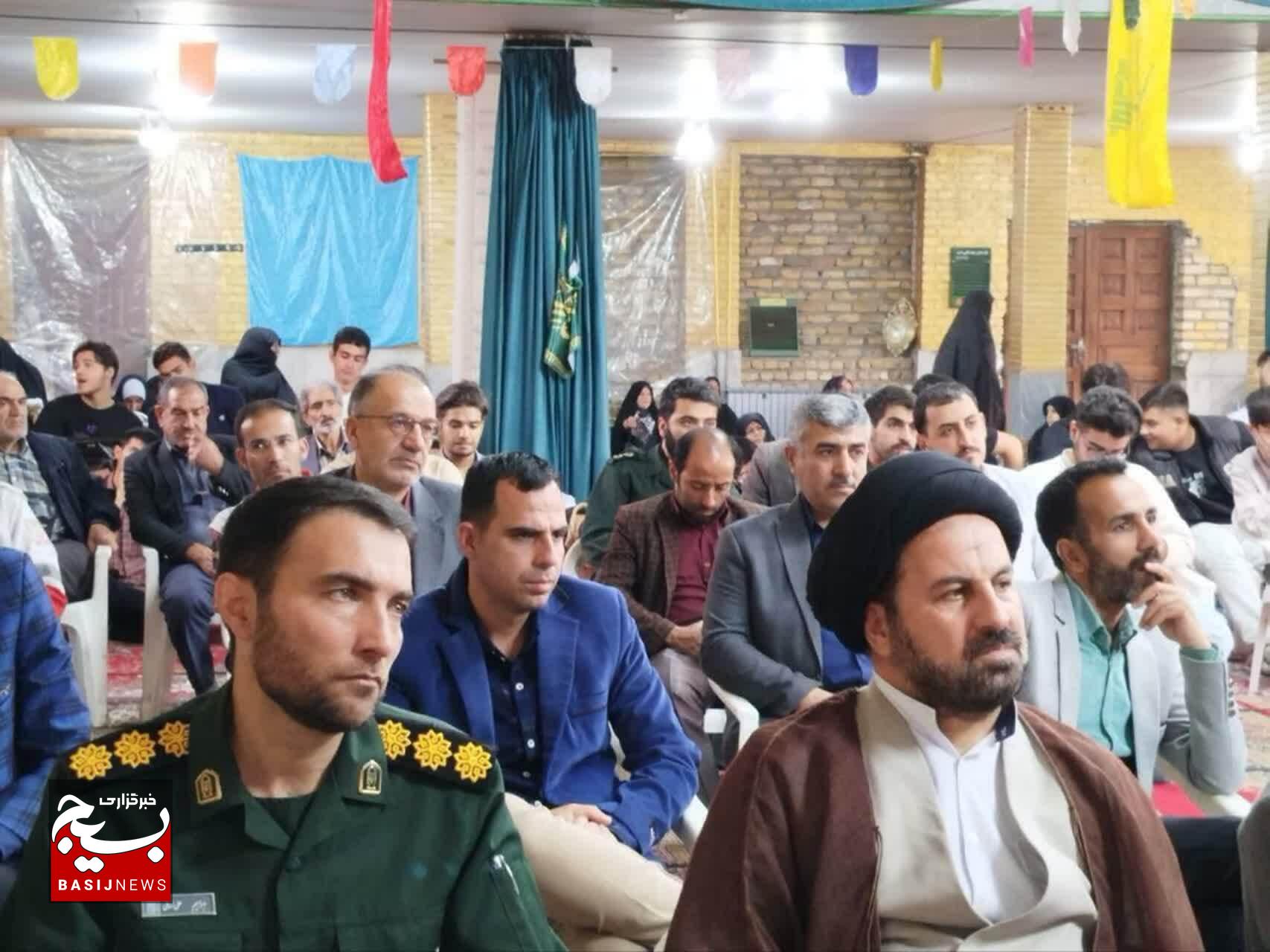 یادواره شهدای گمنام شهر آوج برگزار شد یادواره شهدای گمنام شهر آوج برگزار شد