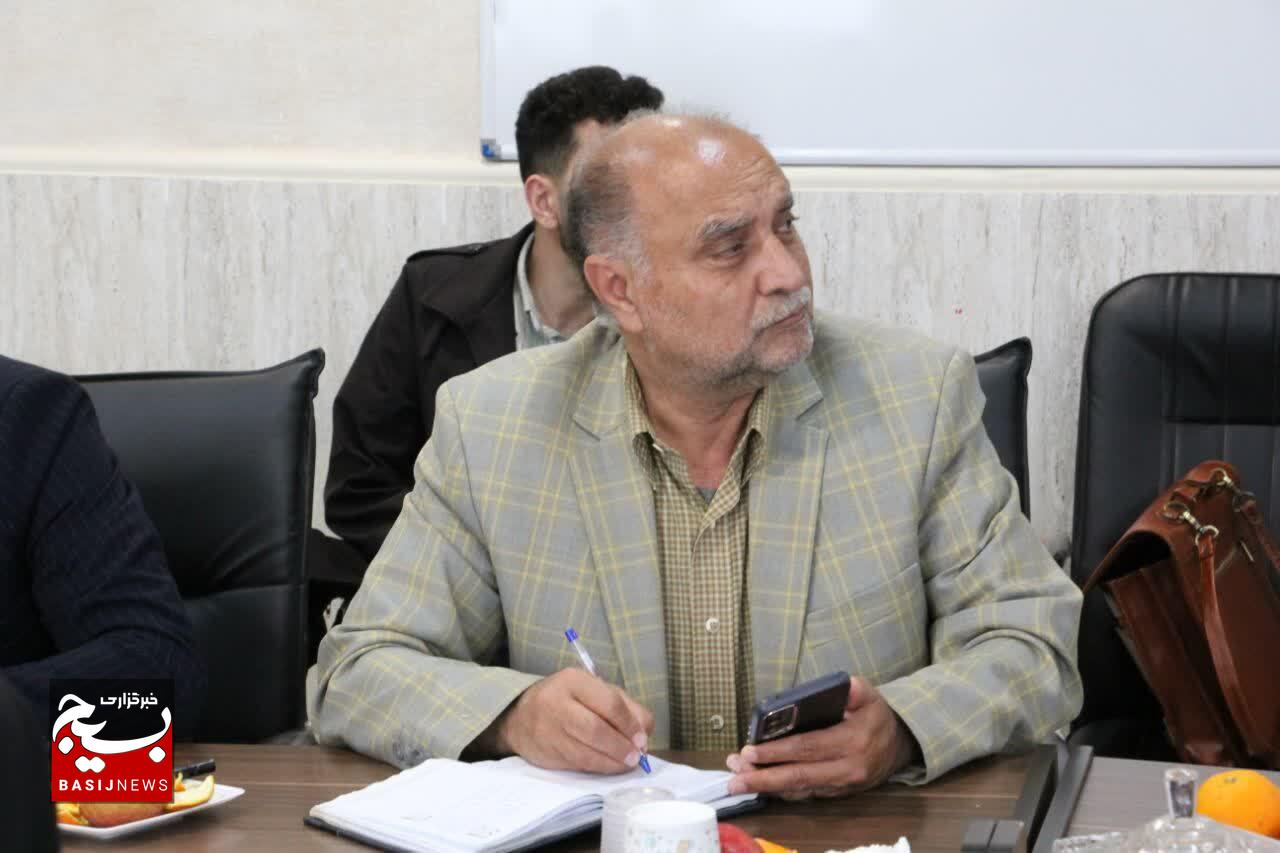 فعالیت هزار و ۱۲۰ گروه جهادی در سطح استان/ کسب رتبه برتر کشور در خدمت به محرومین/ آزاد سازی ۲۲۳ نفر زندانی جرایم غیر عمد فعالیت هزار و ۱۲۰ گروه جهادی در سطح استان/ کسب رتبه برتر کشور در خدمت به محرومین/ آزاد سازی ۲۲۳ نفر زندانی جرایم غیر عمد