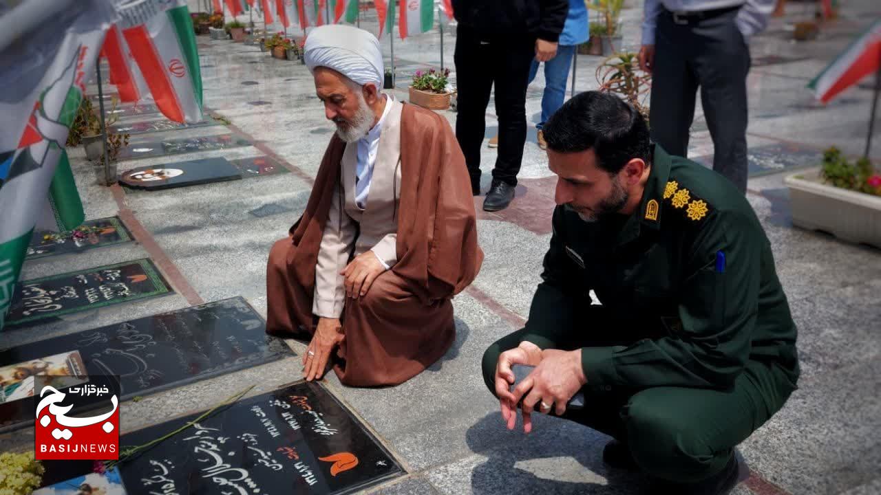 حضور نماینده ولی فقیه در سپاه کربلا مازندران در گلزار شهدای بابلسر حضور نماینده ولی فقیه در سپاه کربلا مازندران در گلزار شهدای بابلسر