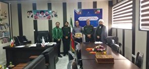 دیدار فرمانده سپاه شهرستان پارسیان با مدیرآموزش و پرورش بمناسبت گرامیداشت مقام معلم