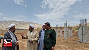 حجت الاسلام و المسلمین علی درویشی از پروژه های عمرانی ناحیه پلدختر بازدید کرد