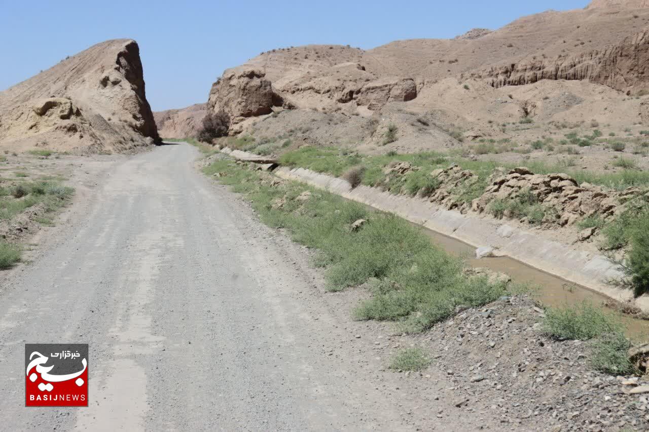 اولین و بزرگترین طرح الگویی آبخیزدار تا جالیز کشور از قنات بلده، کلید خورد/ احیای میراث کهن شهرستان فردوس به همت جهادگران بسیج سازندگی