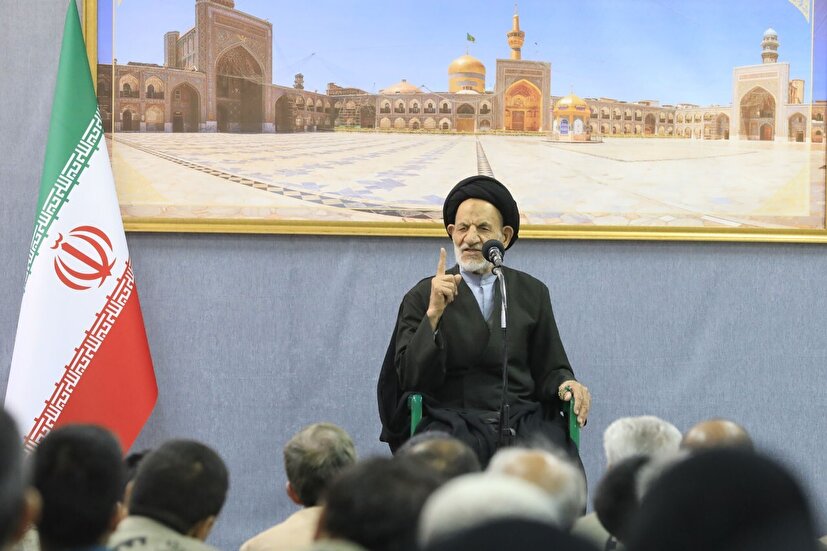 دیدار جمعی از جهادگران سازمان بسیج سازندگی سپاه انصارالرضا علیه‌السلام با نماینده ولی فقیه در خراسان...