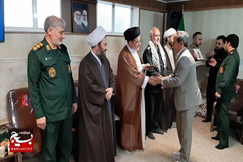 جهاد تبیین درراستای خدمات نظام اسلامی صورت بگیرد