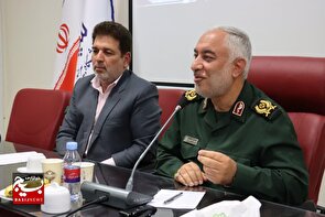 بزرگترین کسانی‌ که باقیات الصالحات به جای می‌گذارند معلمان هستند