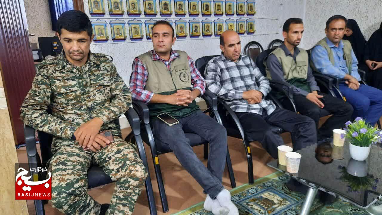دیدار فرمانده سپاه رومشکان و گروه‌های جهادی با امام جمعه این شهرستان