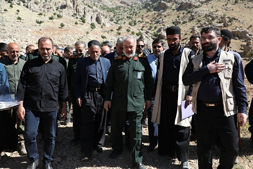 محرومیت زدایی در دهدلی باحضور فرماندهان سپاه و بسیج+عکس