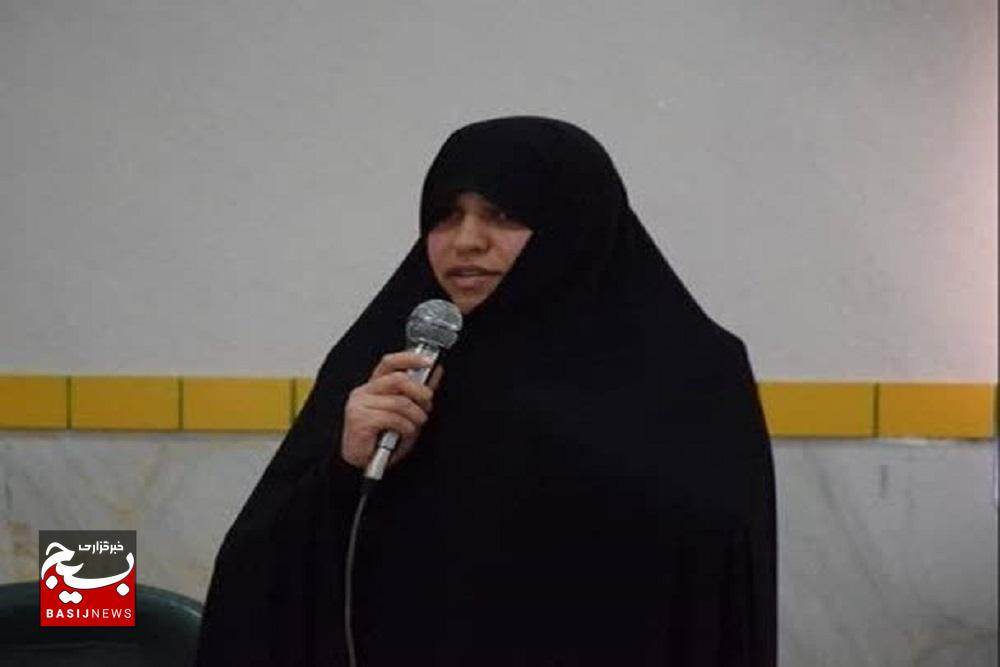 اجرای ۲۲۵ عنوان برنامه فرهنگی طی دهه کرامت در همدان