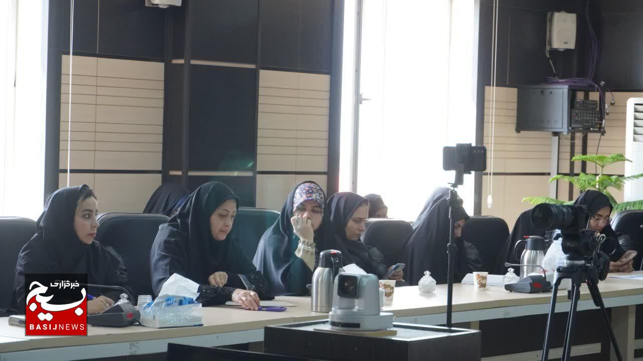 رسانه ها مکمل قدرت سپاه در جنگ شناختی هستند/اجرای هزار و ۱۶۶ پروژه عمرانی توسط بسیج سازندگی+عکس