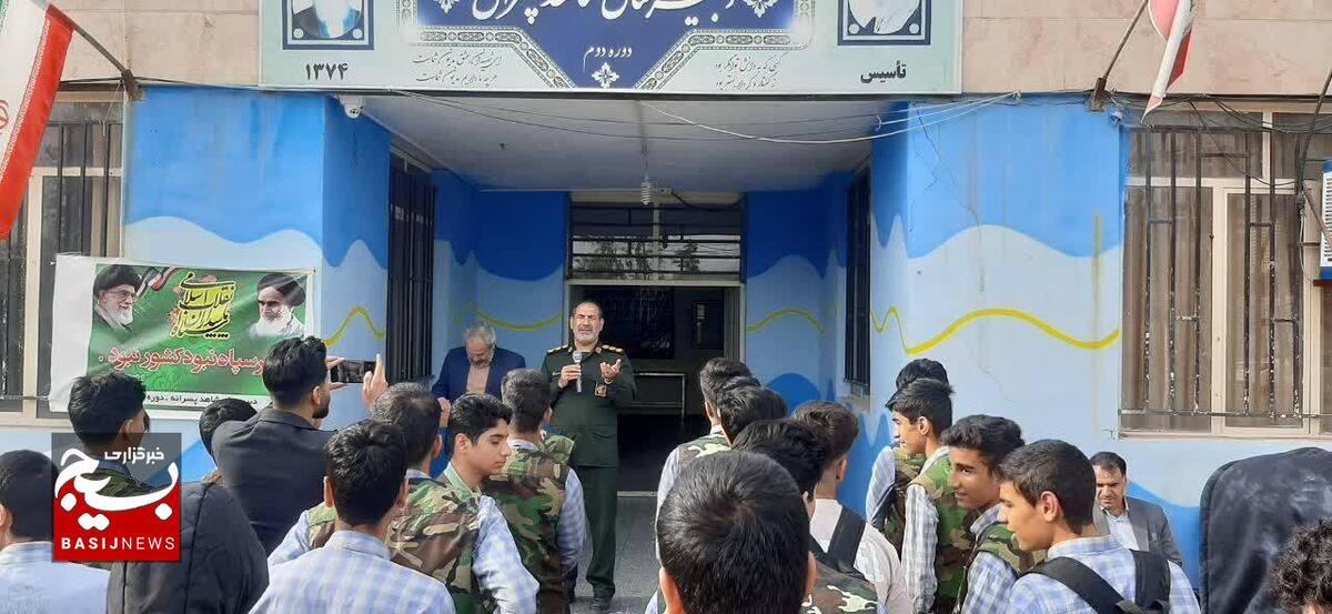 برگزاری نشست بصیرتی در دبیرستان شاهد شهرستان دورود