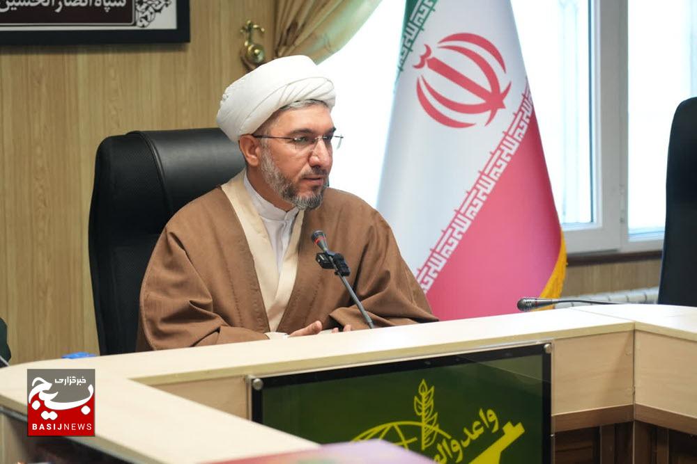 شهید مطهری بزرگ‌ معلم انقلاب اسلامی است