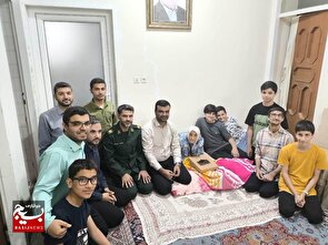 دیدار فرمانده حوزه کربلا شهرستان بوشهر با خانواده شهید