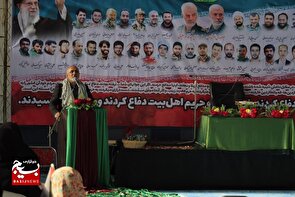 اولین برنامه شهدایی پلاک در اردبیهشت مقاومت در یادمان شهید گمنام روستای خانه سرمرز  ساری برگزار شد