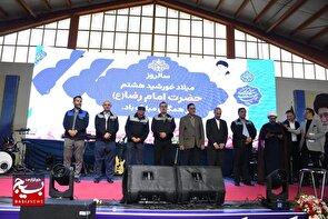 کارگران افسران جنگ اقتصادی کشور هستند