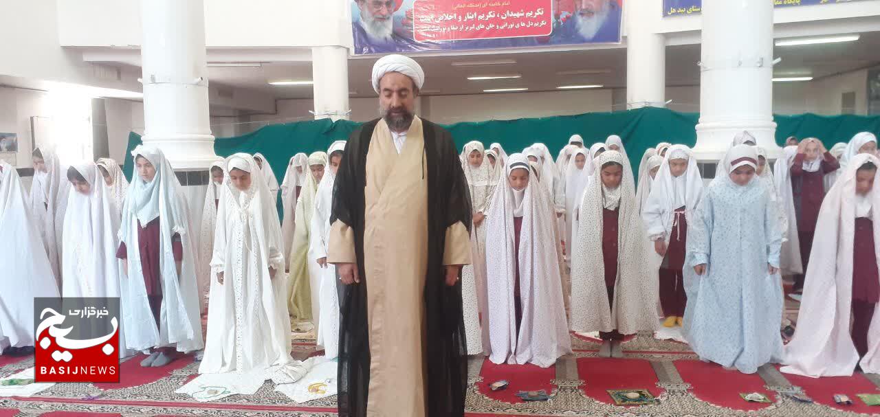 جشن باشکوه شکوفه‌های بندگی در بیرانشهر