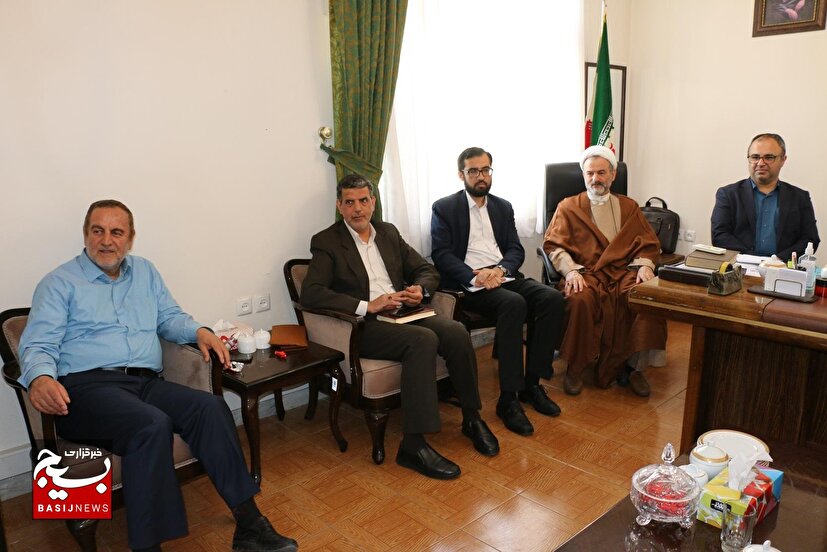 نشست هم اندیشی معاونت بین الملل سازمان بسیج مستضعفین با مرکز مقاومت بسیج وزارت امور خارجه