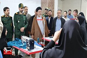 نهادهای انقلابی برای تحقق عدالت اجتماعی تلاش کنند